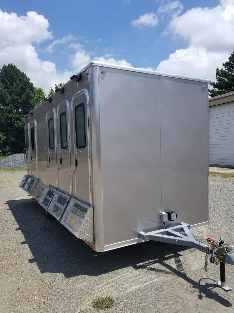Laundry and shower trailer seen from the tongue end
